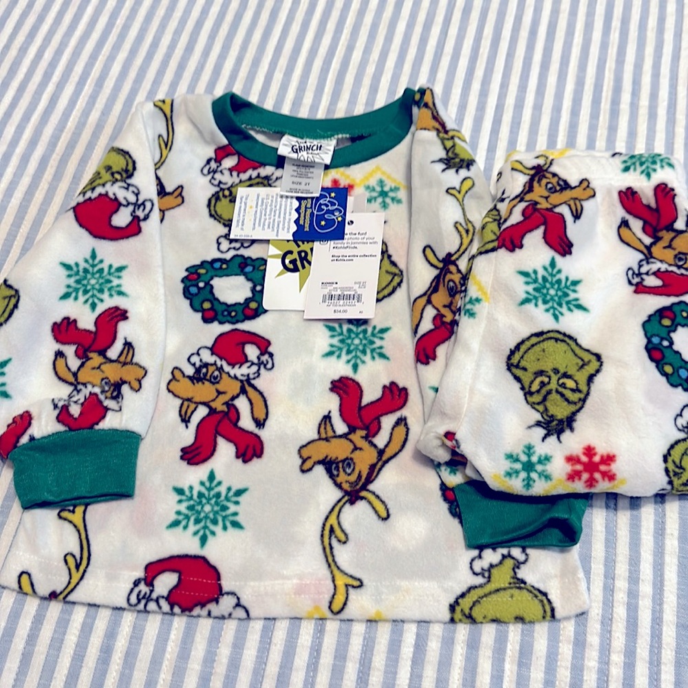 New with tags Grinch pajamas!!! Size 2t soft and comfy!! Must have!